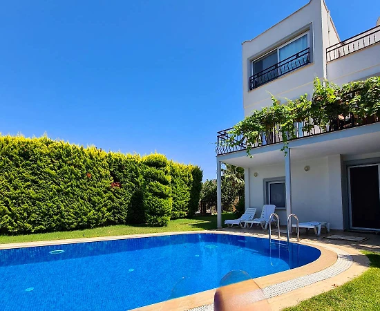 Muğla Bodrum'da Geniş Ailelere Uygun, Özel Havuzlu, Modern Villa - 1