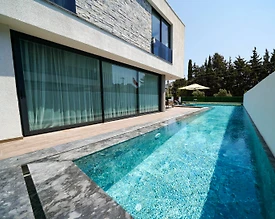 Bodrum Akyarlar'da Geniş Bahçe İçerisinde, Özel Havuzlu, Modern Villa - 2