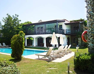 Bodrum Bitez'de Denize Yakın, Özel Havuzlu, Bahçeli Villa - 1