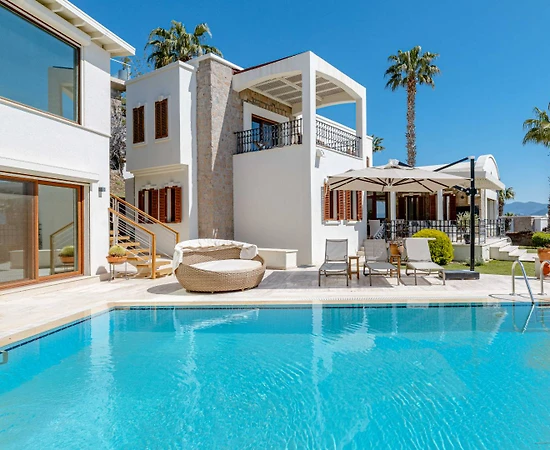 Bodrum Bitez'de Denize Yürüme Mesafesinde, Özel Havuzlu, Lüks Villa - 1