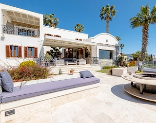 Bodrum Bitez'de Denize Yürüme Mesafesinde, Özel Havuzlu, Lüks Villa - 2