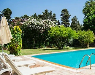 Bodrum Bitez'de Geniş Bahçeli, Özel Havuzlu, Denize Yakın Villa - 4