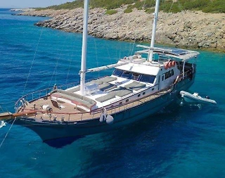 Bodrum Çıkışlı 12 Kişilik, 28 Metre, Kiralık Konforlu Gulet - 1