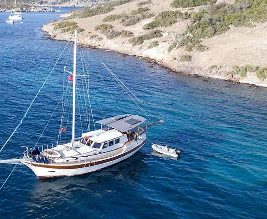 Fethiye Göcek'te Eşsiz Mavilikler İçerisinde, 8 Kişilik, Geniş Gulet - 1