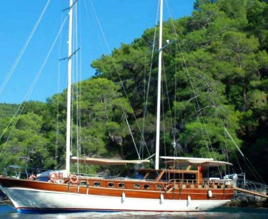 Fethiye Göcek'in Engin Maviliklerinde, 4 Kabinli, 8 Kişilik, Kiralık Gulet - 1
