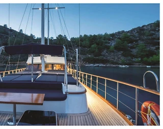 Muğla Bodrum'da Engin Sularda, Lüks Tasarımlı, 10 Kişilik Gulet - 5