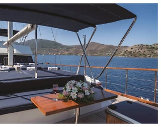 Muğla Bodrum'da Engin Sularda, Lüks Tasarımlı, 10 Kişilik Gulet - 3