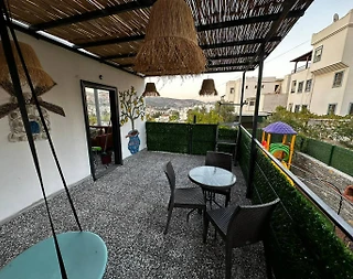 Bodrum Eskiçeşme'de Merkezi Konumda, 1+1, Kiralık Ev - 3