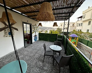 Bodrum Eskiçeşme'de Merkezi Konumda, 1+1, Kiralık Ev - 4