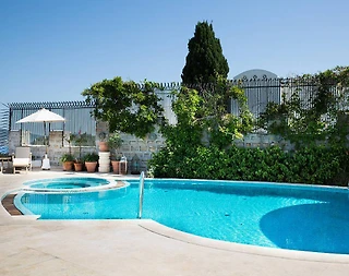 Bodrum Eskiçeşme'de Muhteşem Manzaralı, Özel Havuzlu, Modern Villa - 4