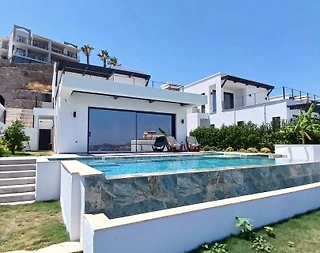 Bodrum Geriş'de Enfes Deniz Manzaralı, Özel Havuzlu, Konforlu Villa - 1