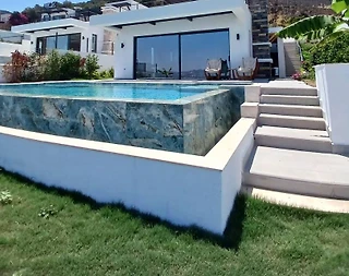 Bodrum Geriş'de Enfes Deniz Manzaralı, Özel Havuzlu, Konforlu Villa - 2