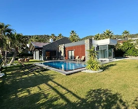 Bodrum Geriş'te Geniş Bahçeli, Özel Havuzlu, Modern Villa - 3