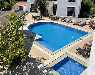 Bodrum Gümbet'te Denize Yakın, Ortak Havuzlu, Suite Daire - 2