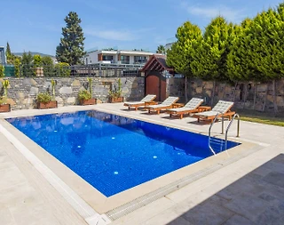 Bodrum Gümbet'te Denize Yürüme Mesafesinde, Özel Havuzlu, Şık Villa - 4