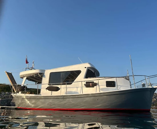 Bodrum Gümbet'te Masmavi Sularda, 6 Kişilik, Günlük Motoryat - 1