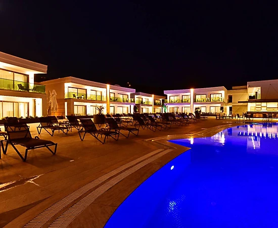 Bodrum Gümbet'te Ortak Havuzlu, 1+1,  Konforlu Suit - 1