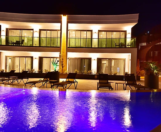 Bodrum Gümbet'te Nezih Konumda, Ortak Havuzlu, 2+1, Konforlu Suit - 1