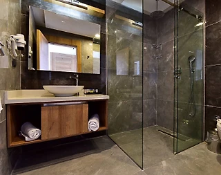 Bodrum Gümbet'te Nezih Site İçerisinde, Ortak Havuzlu, Lüks Suit - 5