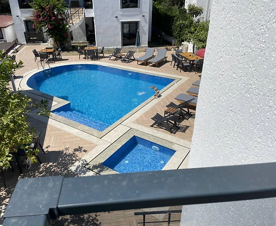 Bodrum Gümbet'te Doğa İçerisinde, Ortak Havuzlu, Butik Tatil Evi - 1