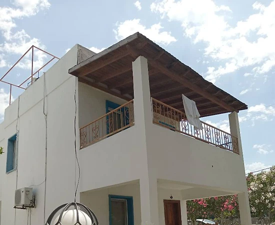 Muğla Bodrum'da Huzurlu Konumda, Özel Plajlı, Otantik Villa - 1