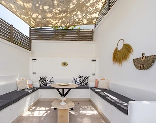 Bodrum Gürece'de Tasarımıyla Göz Dolduran, Merkezi Konumda, Şık Villa - 4