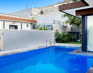Muğla Bodrum'da Sakin Konumda, Özel Havuzlu, Modern Villa - 4