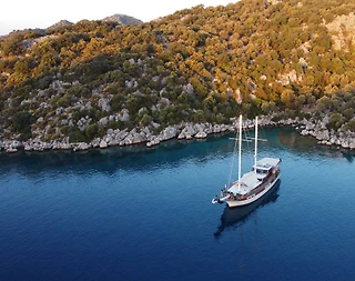 Bodrum Eskiçeşme'de Kalabalık Gruplara Uygun, 24 Metre, 7 Kabinli Gulet - 2