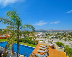 Bodrum Konacık'ta Deniz Manzaralı Özel Havuzlu Malikane - 3