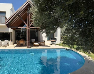 Bodrum Konacık'ta Yemyeşil Bahçeli, Özel Havuzlu, Rustik Villa - 1