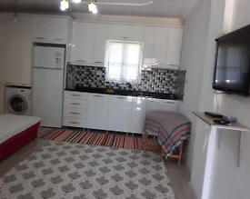 Bodrum Mazıköy'de Denize Yürüme Mesafesinde, Manzaralı, Konforlu Suit - 3