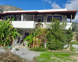 Bodrum Mazıköy'de Denize Yürüme Mesafesinde, Manzaralı, Konforlu Suit - 1