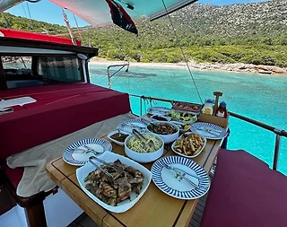Bodrum Merkez'de Serin Sularda, 12 Metrelik, Tur Guleti - 2