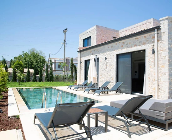 Bodrum Müskebi'de Denize Yakın Konumda, Özel Havuzlu, 3+1 Villa - 1