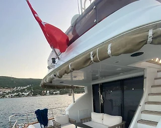Bodrum Torba'da Masmavi Sularda, 28 Metre, Lüks Motoryat - 5