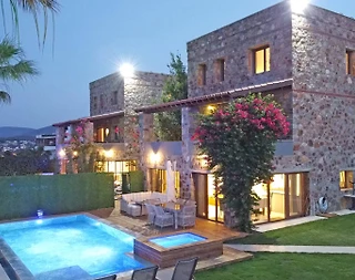Bodrum Torba'da Denize Yakın, Özel Havuzlu, Konforlu Villa - 3