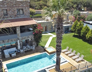 Bodrum Torba'da Denize Yakın, Özel Havuzlu, Konforlu Villa - 1
