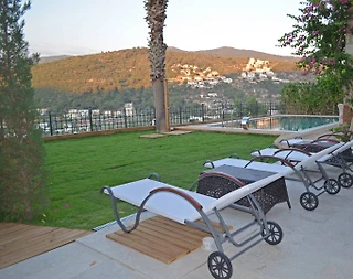 Bodrum Torba'da Muhteşem Deniz Manzaralı, Özel Havuzlu, Şık Villa - 3