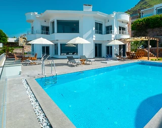 Bodrum Turgutreis'de Muhteşem Deniz Manzaralı, Özel Havuzlu, Lüks Villa  - 2
