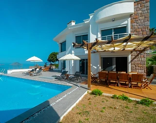 Bodrum Turgutreis'de Muhteşem Deniz Manzaralı, Özel Havuzlu, Lüks Villa - 4