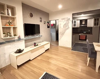 Bodrum Turgutreis'te Deniz Manzaralı, 3 Kişilik, Konforlu Suit - 1