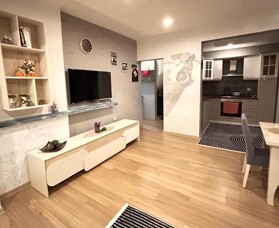 Bodrum Turgutreis'te Deniz Manzaralı, 3 Kişilik, Konforlu Suit - 1