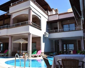 Muğla Bodrum'da Denize Sıfır, Ortak Havuzlu, 1+1 Konforlu Suit - 2