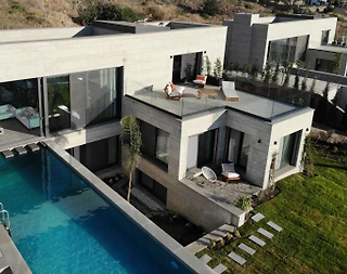 Bodrum Turgutreis'te Nefes Kesen Manzaralı, Özel Havuzlu, Lüks Villa - 1