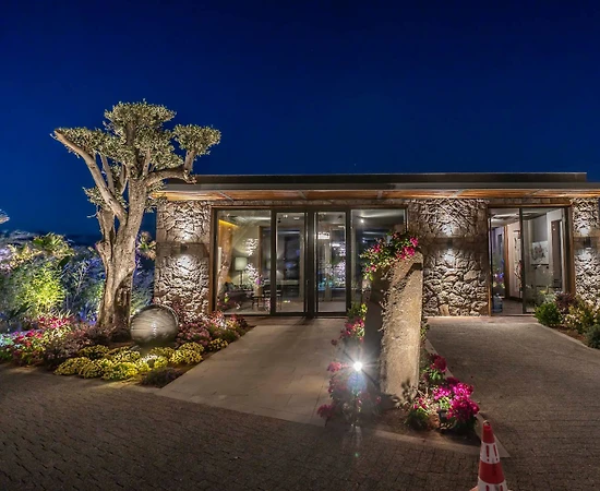 Bodrum Yalıkavak'ta Denize Sıfır, Ortak Havuzlu, Lüks Villa - 1