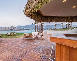 Bodrum Yalıkavak'ta Denize Sıfır, Ortak Havuzlu, Lüks Villa - 3