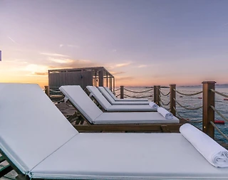 Bodrum Yalıkavak'ta Denize Sıfır, Ortak Havuzlu, Lüks Villa - 4