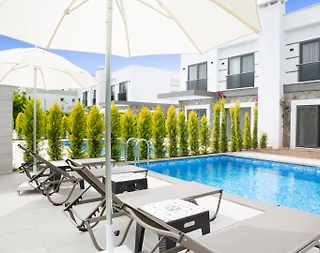 Bodrum Yalıkavak'ta Doğa ile İç İçe, Özel Havuzlu, Konforlu İkiz Villa - 4