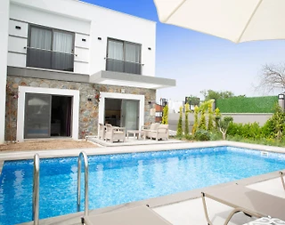 Bodrum Yalıkavak'ta Eşsiz Tasarımlı, Özel Havuzlu, Plaja Yakın Villa - 2