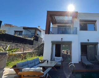 Bodrum Yalıkavak'ta Denize Yakın, Özel Havuzlu, 4+1 Villa - 5